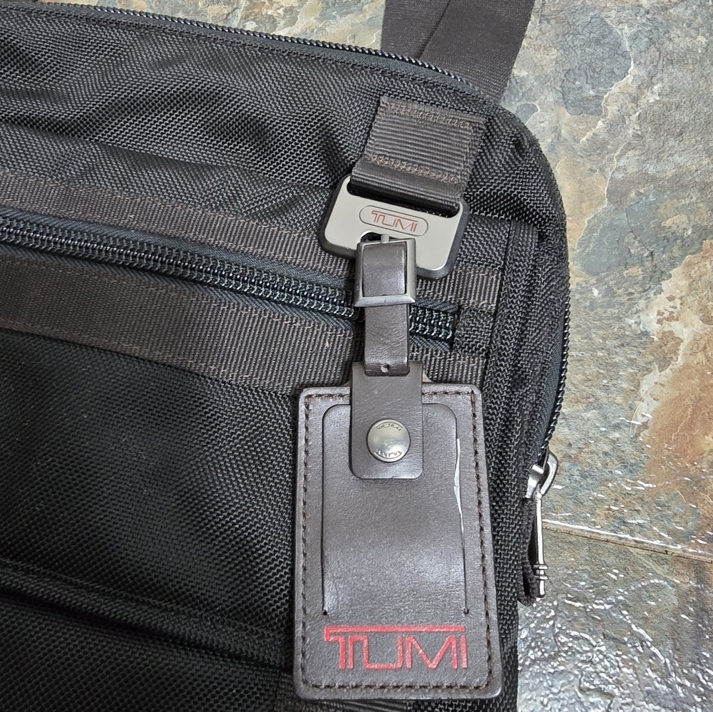 Tumi black and brown zip top flap front crossbody satchel 69304HKO - Picture 2 of 16